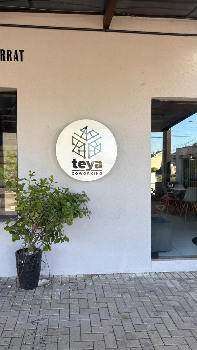 Fachada do coworking Teyá — escritório Virtuo